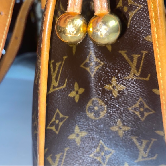 Louis Vuitton Popincourt Monogram Shoulder Bag - Picture 13 of 16